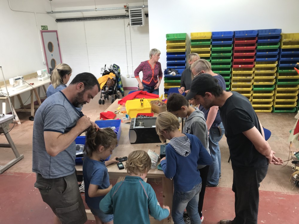 Fixit Club at Makery 1
